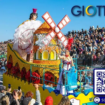 Grand studio climatisé avec terrasse au calme, cœur de Menton - FR-1-196-288 Apartamento *